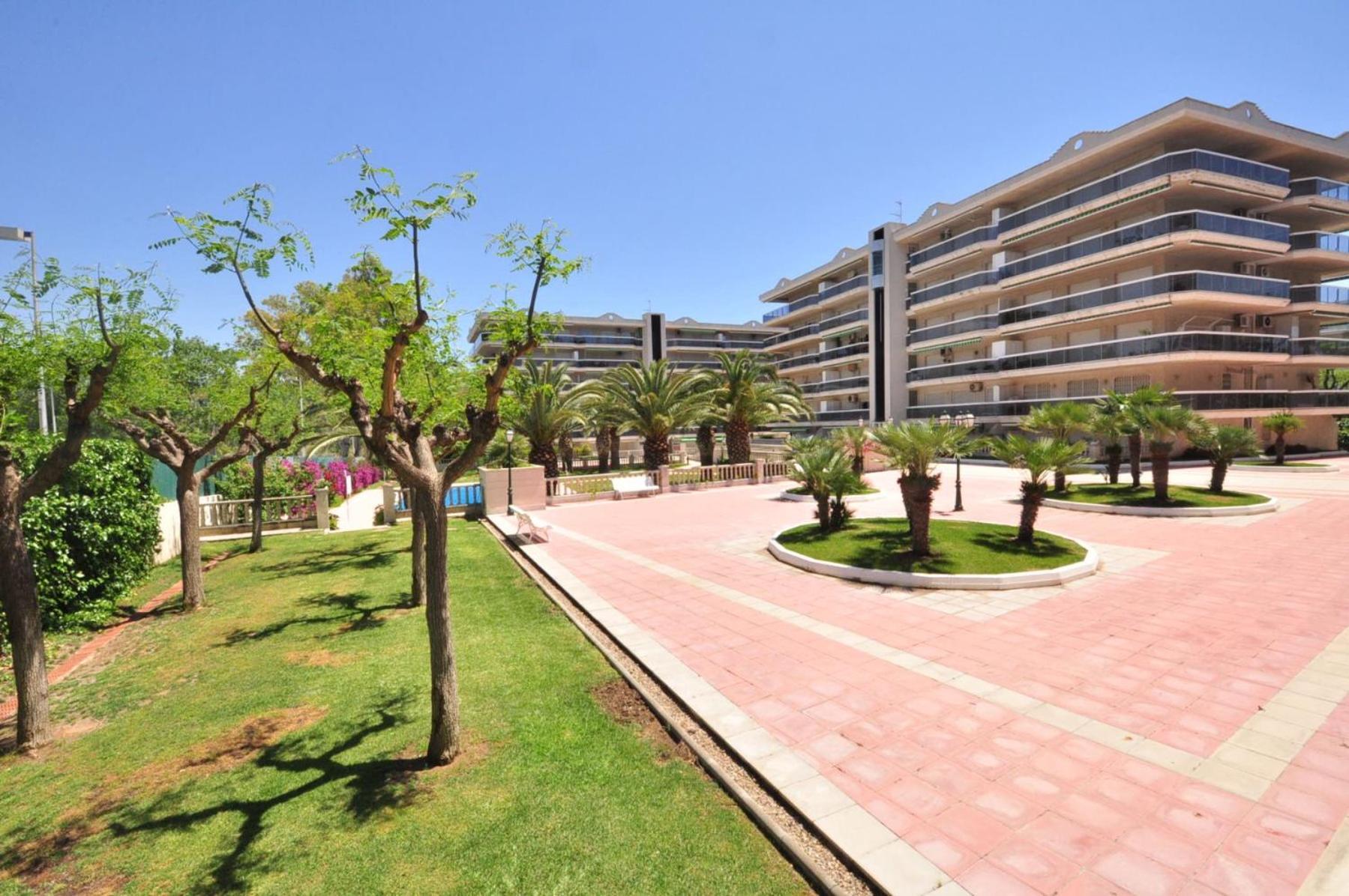 Litoral Costa Dorada - Living Park Only Families Salou Exterior photo